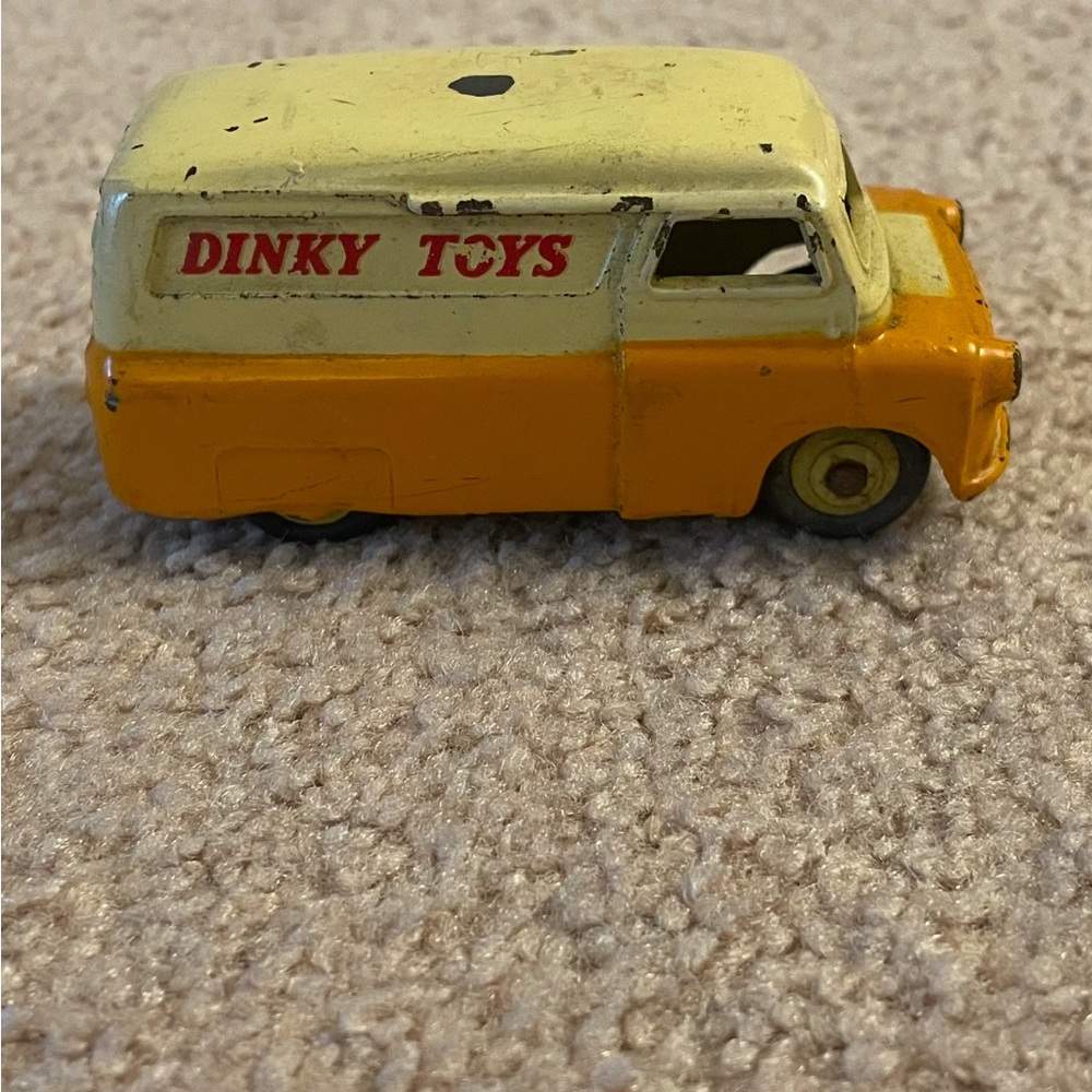 Vintage Yellow and Cream Toy Van Cars & Vehicles